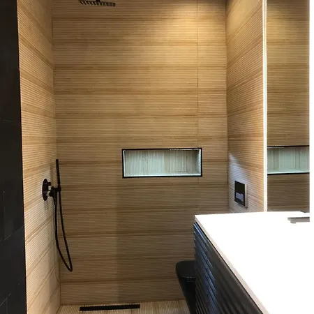 The Laurels - Center Apartment Tirana